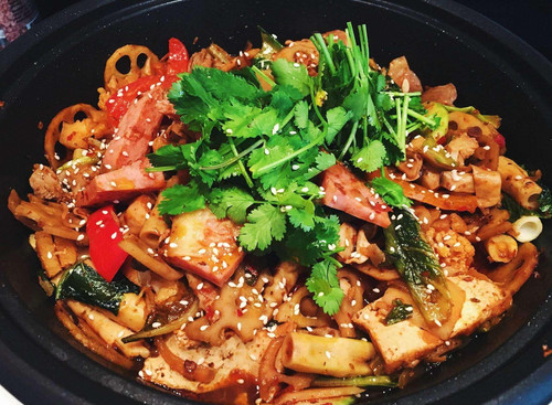 保定麻辣香锅培训,味霆小吃培训中心3.jpg 保定麻辣香锅培训,味霆小吃培训中心3.jpg