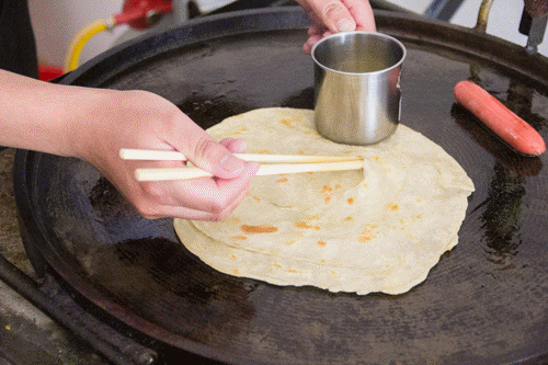 鸡蛋灌饼1.gif